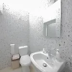 Erik Aparthotel