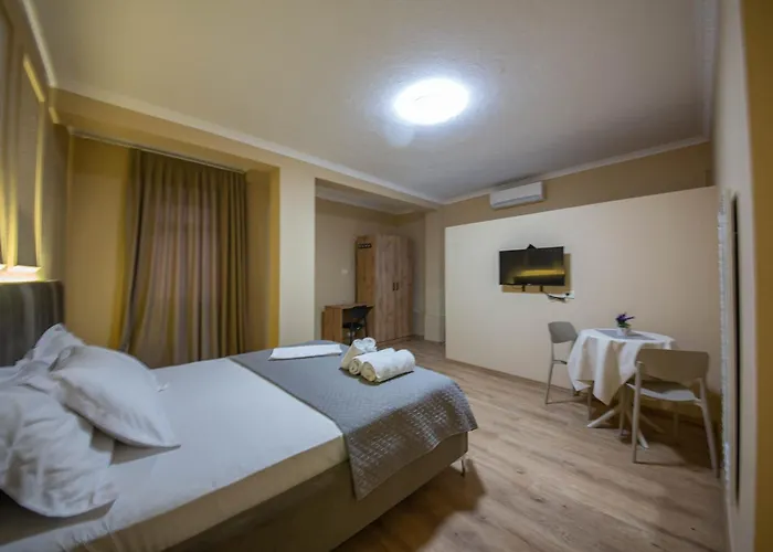 Apart Otel Erik 3*