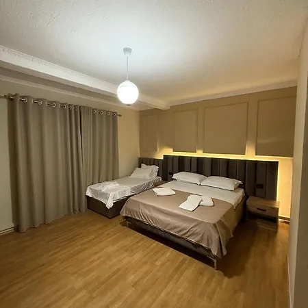 Hotel apartamentowy Erik Tirana