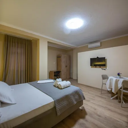 Apartmanhotel Erik 3*