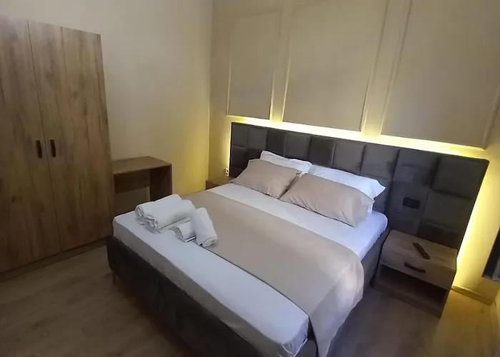 Hotel apartamentowy Erik Tirana